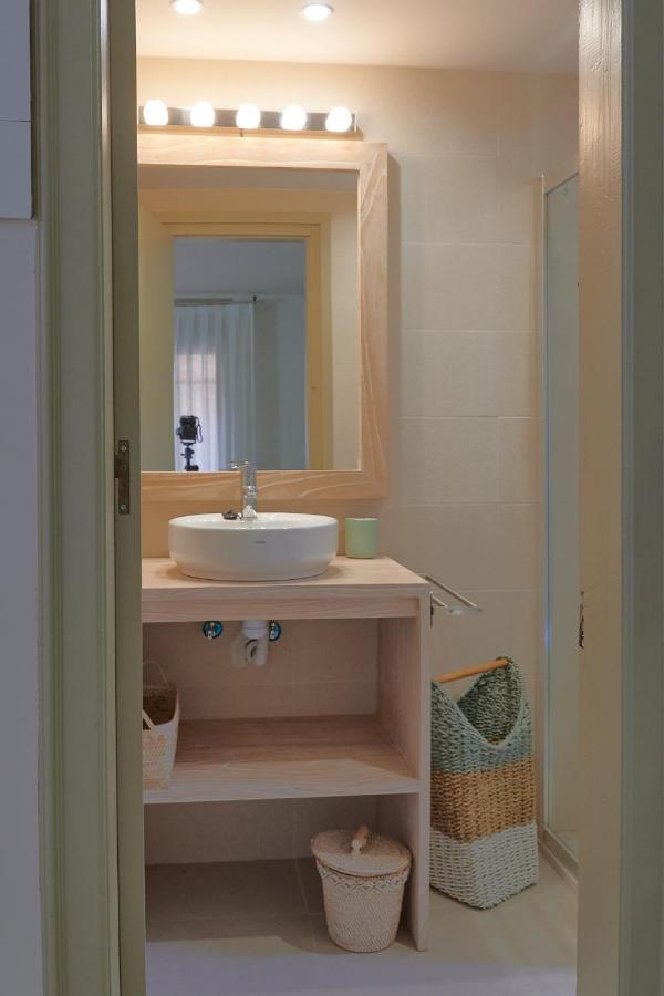 Dharma Experience Cambrils Facebook Apartman Kültér fotó