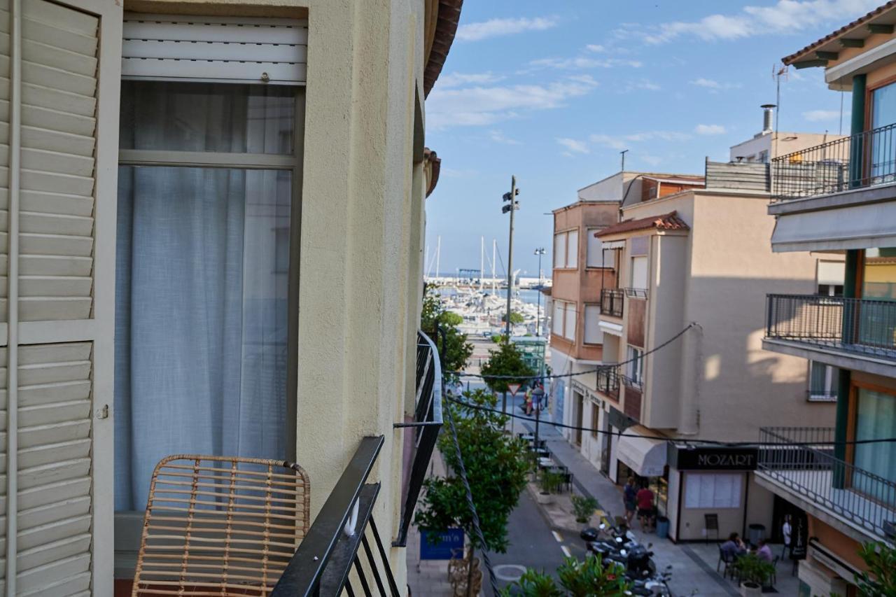 Dharma Experience Cambrils Facebook Apartman Kültér fotó