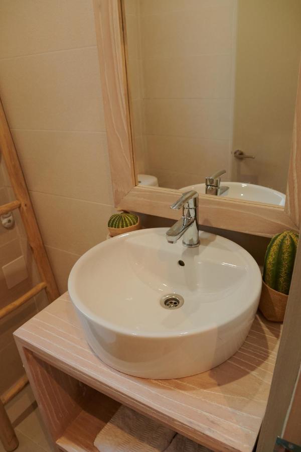 Dharma Experience Cambrils Facebook Apartman Kültér fotó
